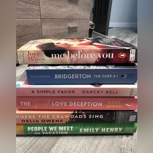 Fan favorite book bundle